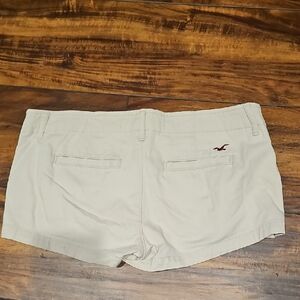 Hollister Women's Khaki Shorts